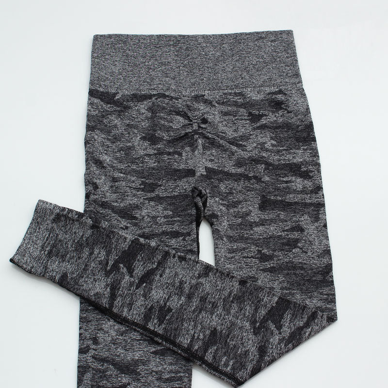 Europe and the United States hot sale seamless camouflage knit hip yoga pants sports fitness pants sexy hips seamless leggings